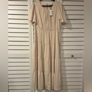 NWT Cream Maxi Dress, size 1XL, Brand: Heyson, from boutique in Nashville